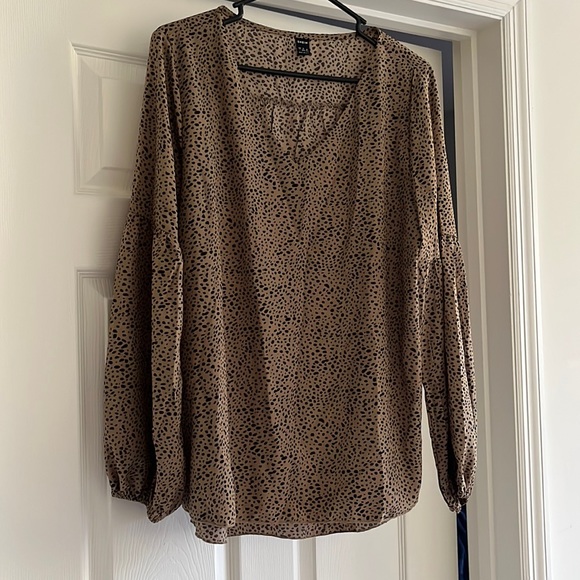 Tan Patterned Top - Picture 1 of 4